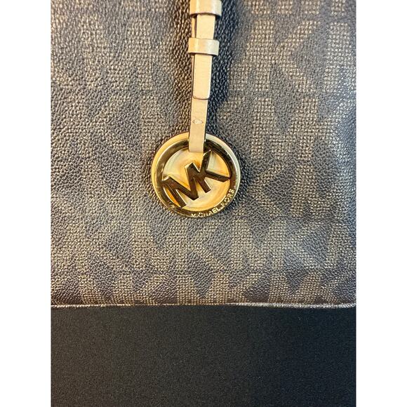 Vintage Michael Kors Brown and Cream Large Logo Tote/Handbag - Picture 2 of 10